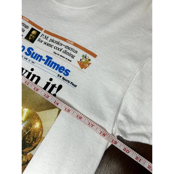 Vintage 90s NBA Championship Chicago Bulls Michael Jordan Newspaper Print Shirt - Picture 5 of 14